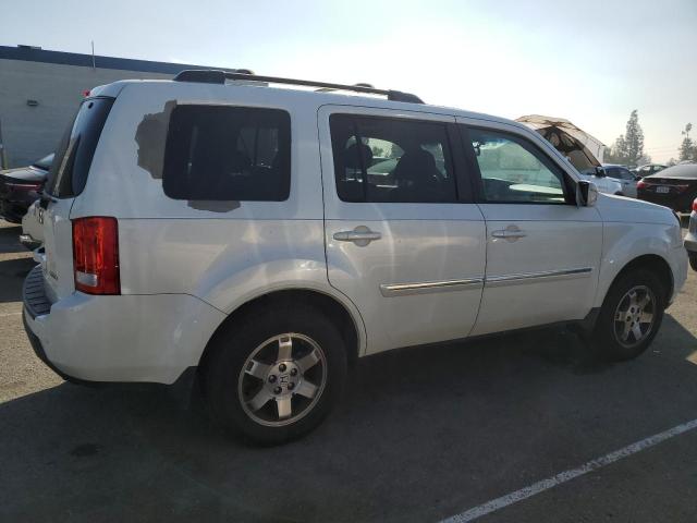 Photo 2 VIN: 5FNYF3H97BB031630 - HONDA PILOT TOUR 