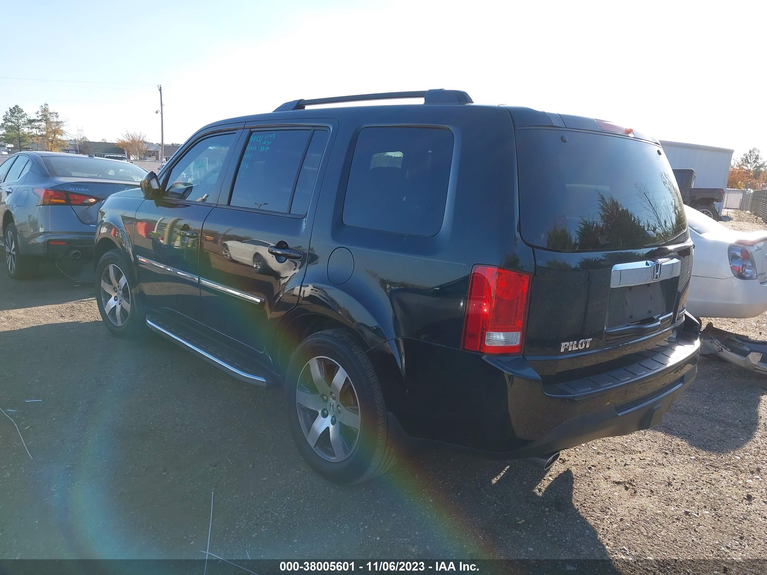 Photo 2 VIN: 5FNYF3H97CB035338 - HONDA PILOT 