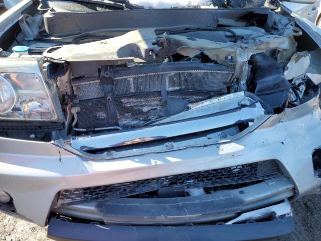 Photo 11 VIN: 5FNYF3H9XBB006608 - HONDA PILOT 