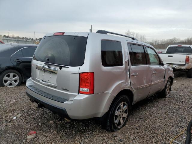 Photo 2 VIN: 5FNYF3H9XBB045229 - HONDA PILOT TOUR 