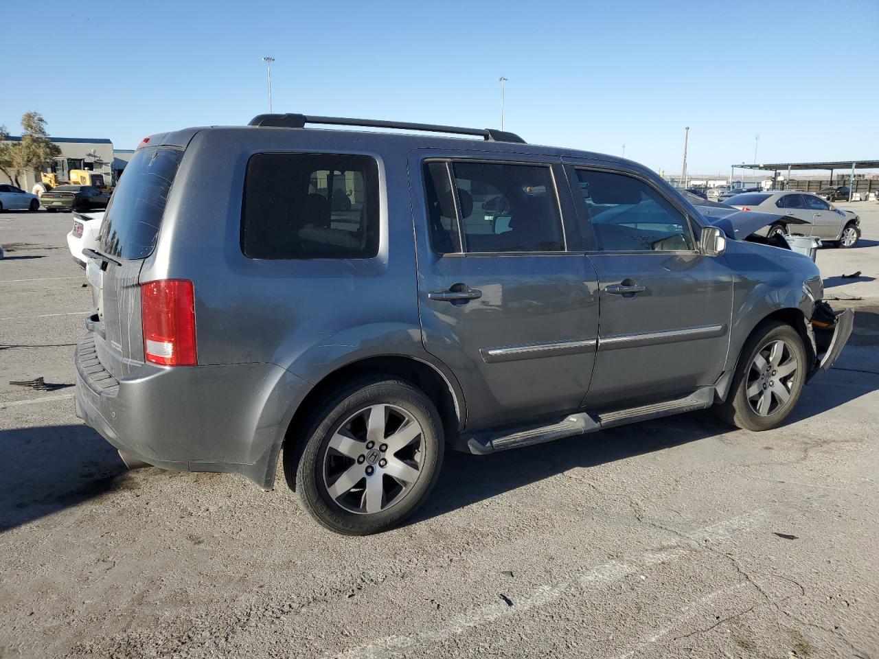 Photo 2 VIN: 5FNYF3H9XCB016542 - HONDA PILOT 