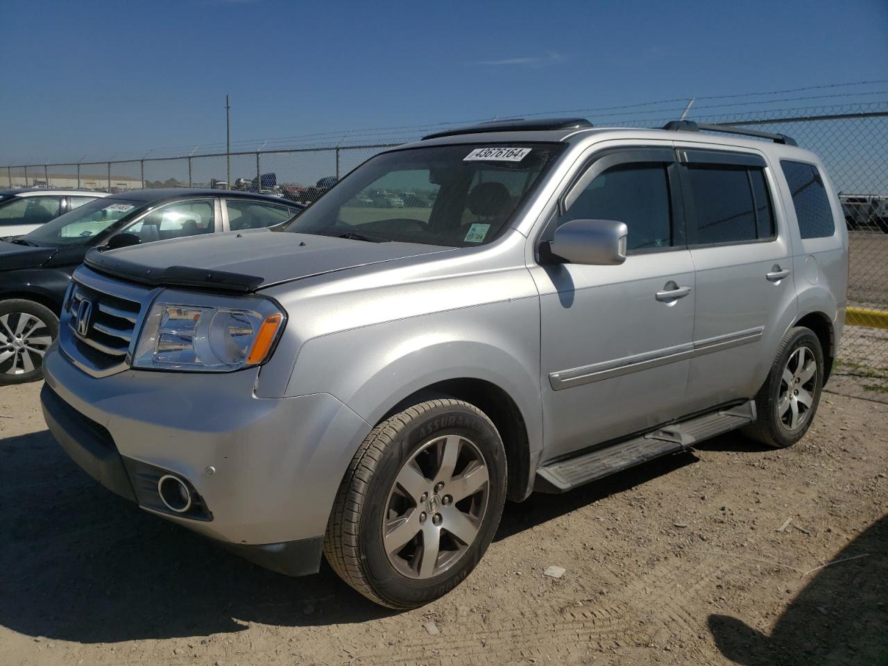 Photo 0 VIN: 5FNYF3H9XCB024561 - HONDA PILOT 