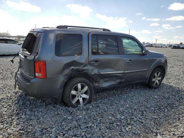 Photo 2 VIN: 5FNYF3H9XDB015795 - HONDA PILOT TOUR 