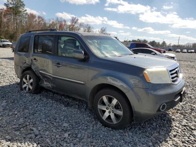 Photo 3 VIN: 5FNYF3H9XDB015795 - HONDA PILOT TOUR 