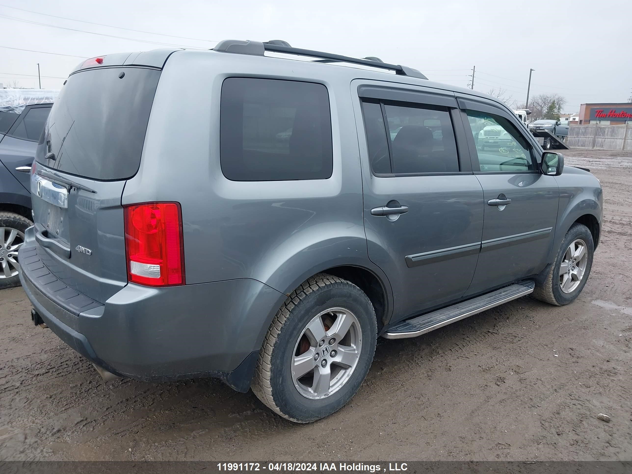 Photo 3 VIN: 5FNYF48409B501940 - HONDA PILOT 