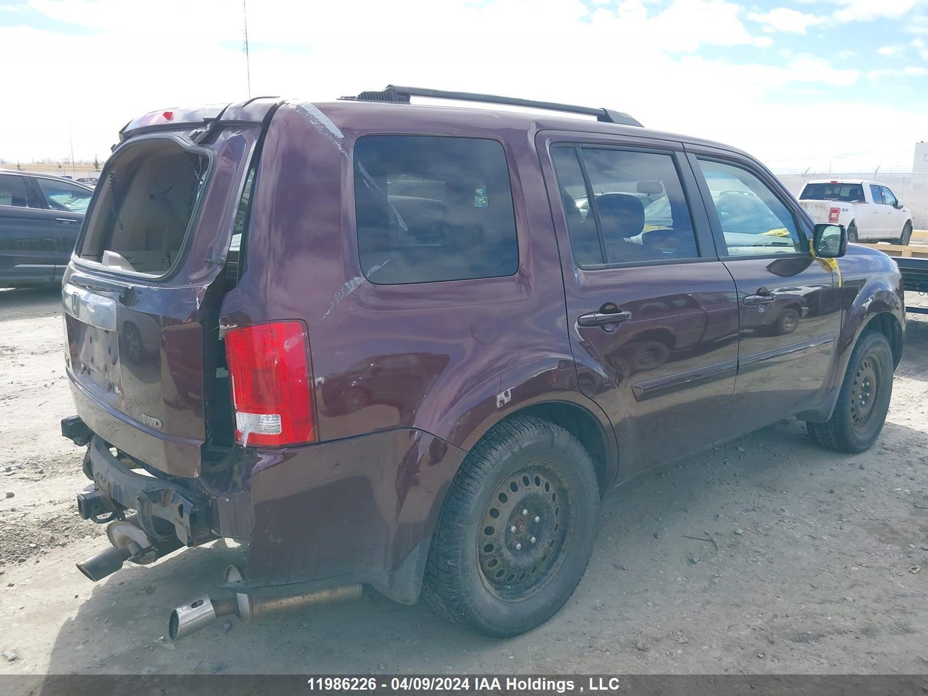 Photo 3 VIN: 5FNYF48439B005711 - HONDA PILOT 