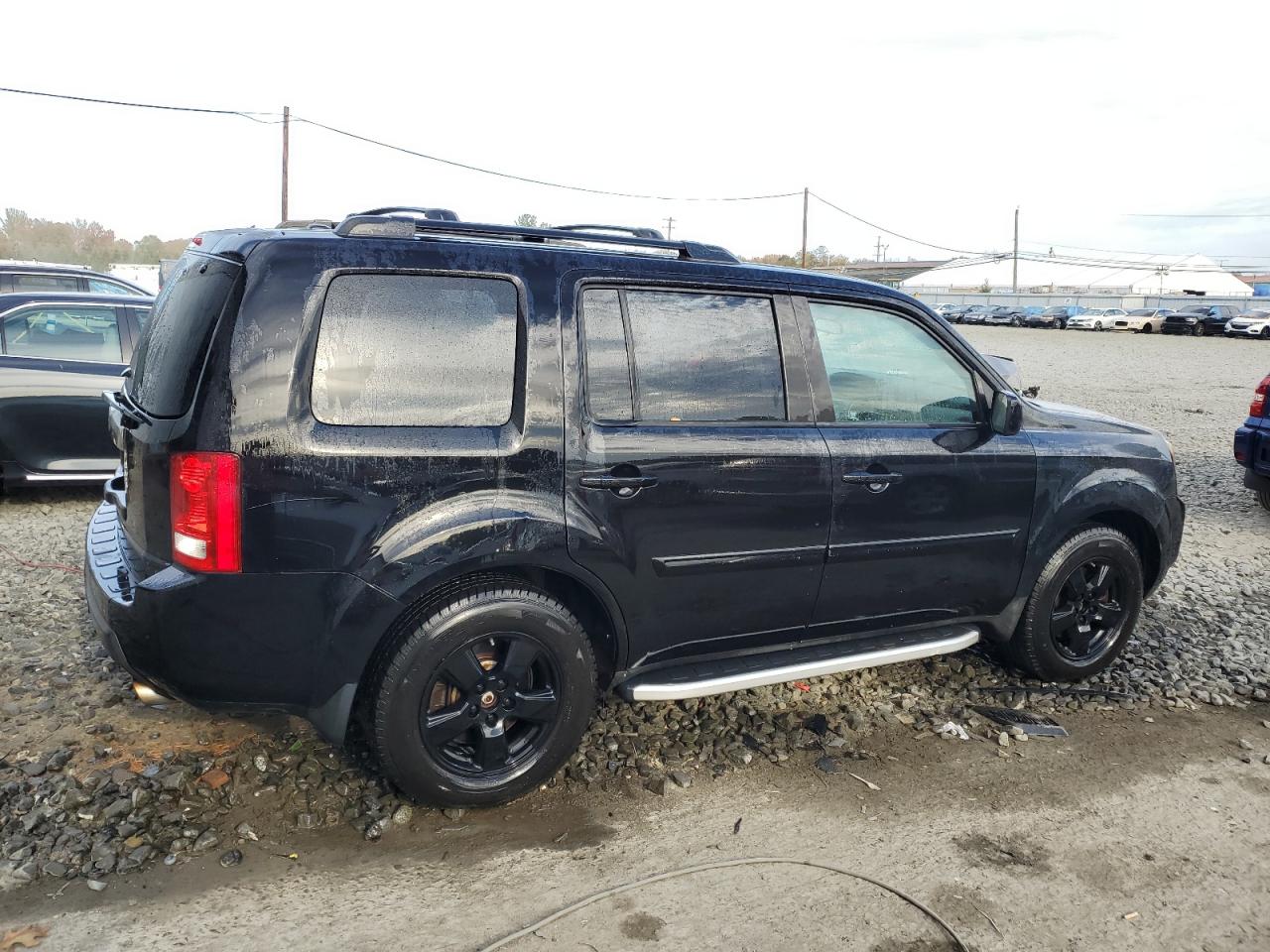 Photo 2 VIN: 5FNYF48459B044199 - HONDA PILOT 