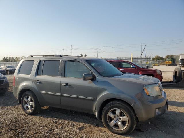 Photo 3 VIN: 5FNYF48499B019323 - HONDA PILOT EX 