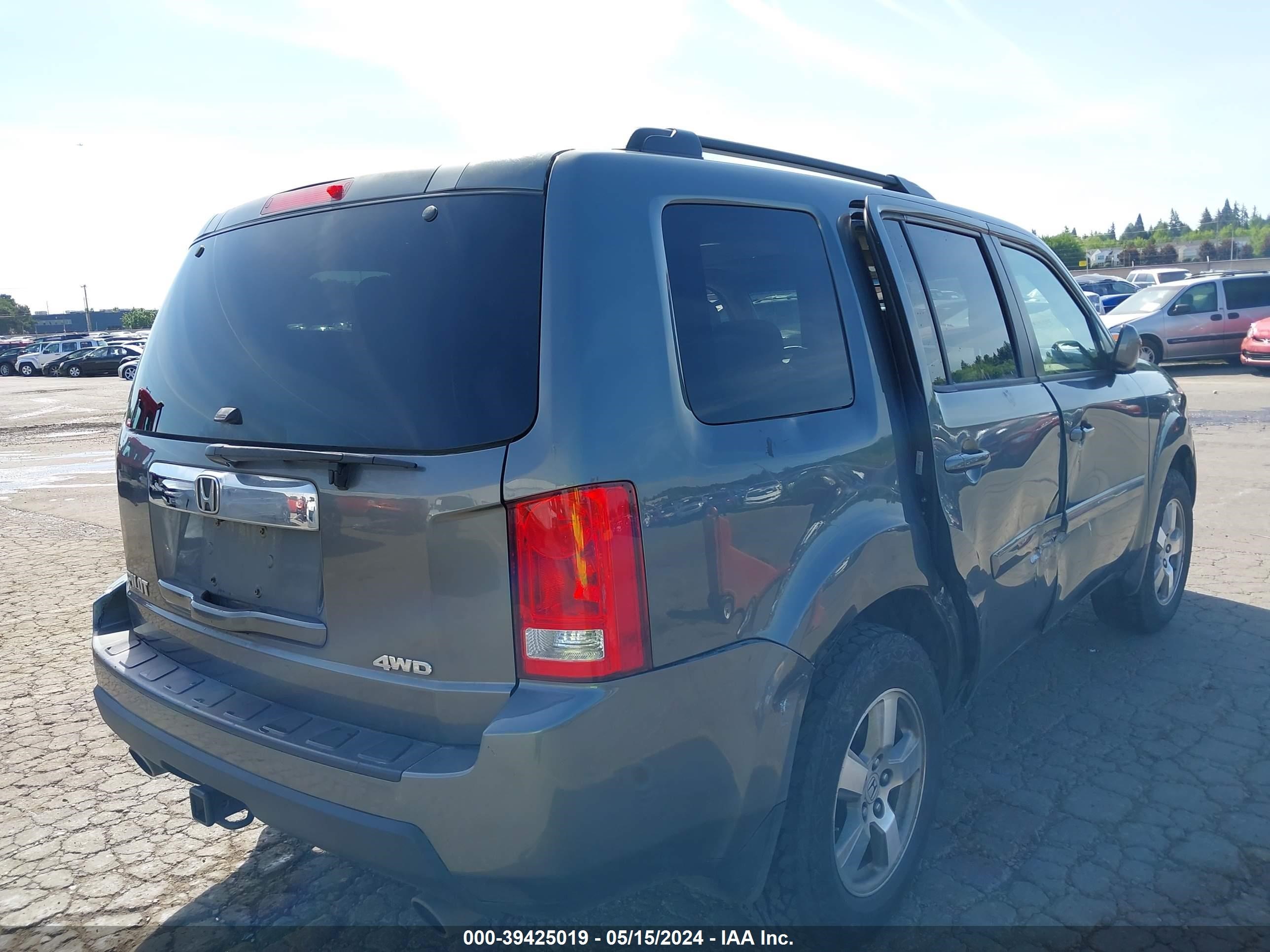 Photo 3 VIN: 5FNYF48539B004034 - HONDA PILOT 