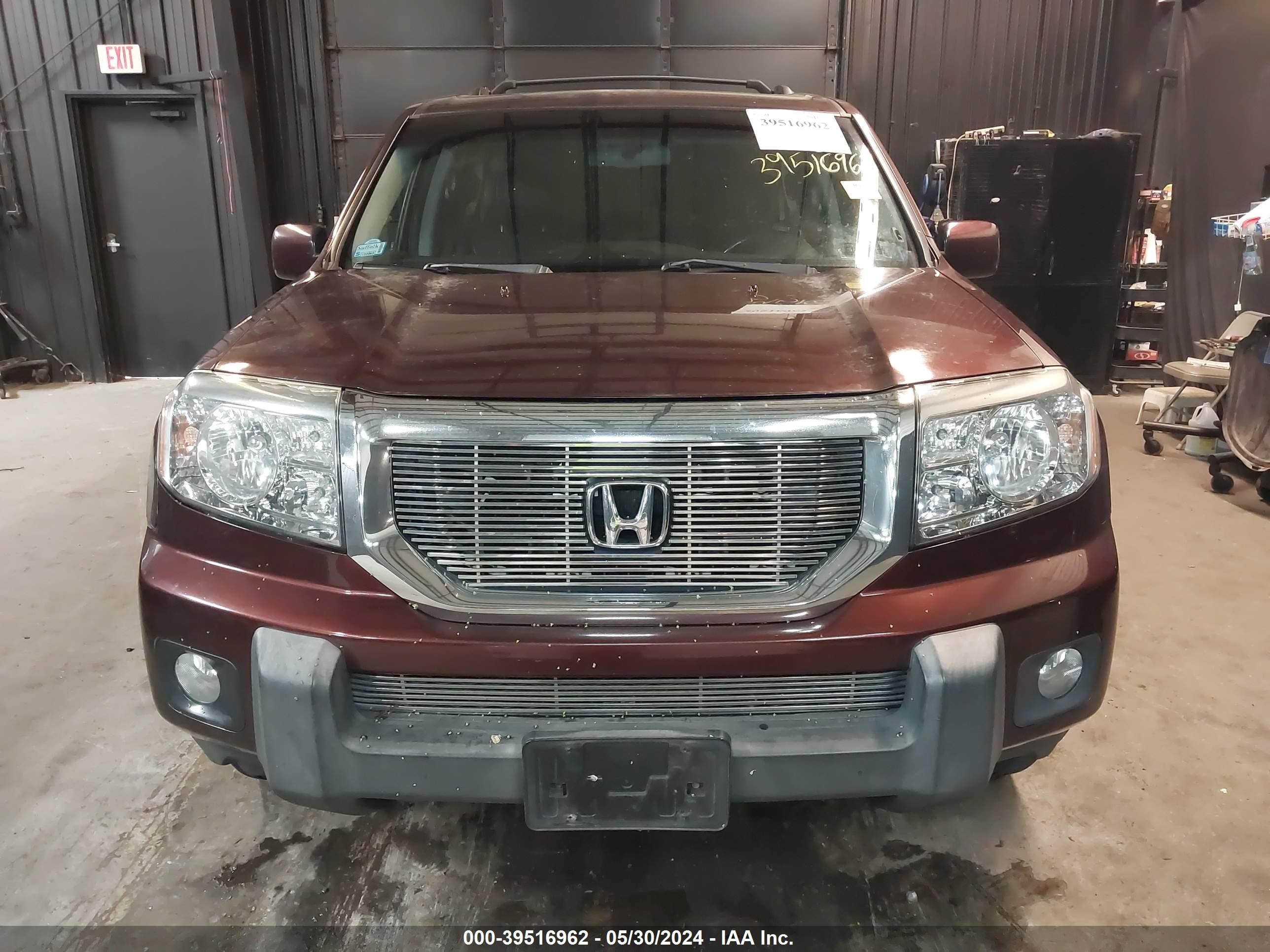 Photo 11 VIN: 5FNYF48559B053607 - HONDA PILOT 