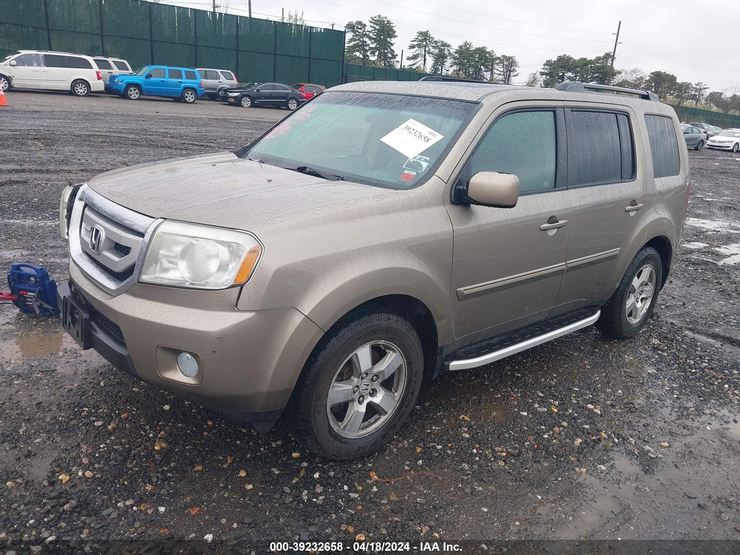 Photo 1 VIN: 5FNYF48589B035215 - HONDA PILOT 