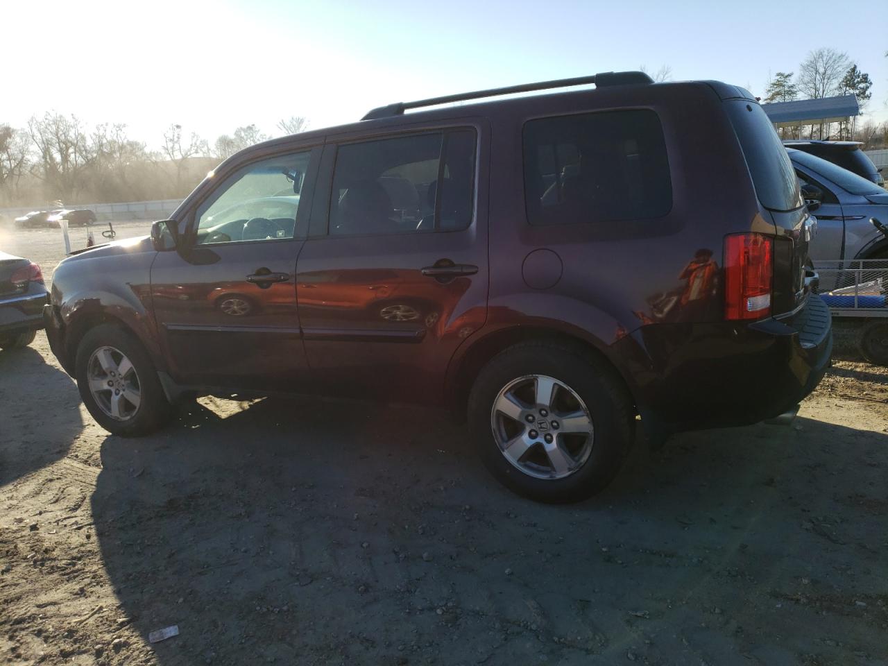 Photo 1 VIN: 5FNYF48599B018424 - HONDA PILOT 