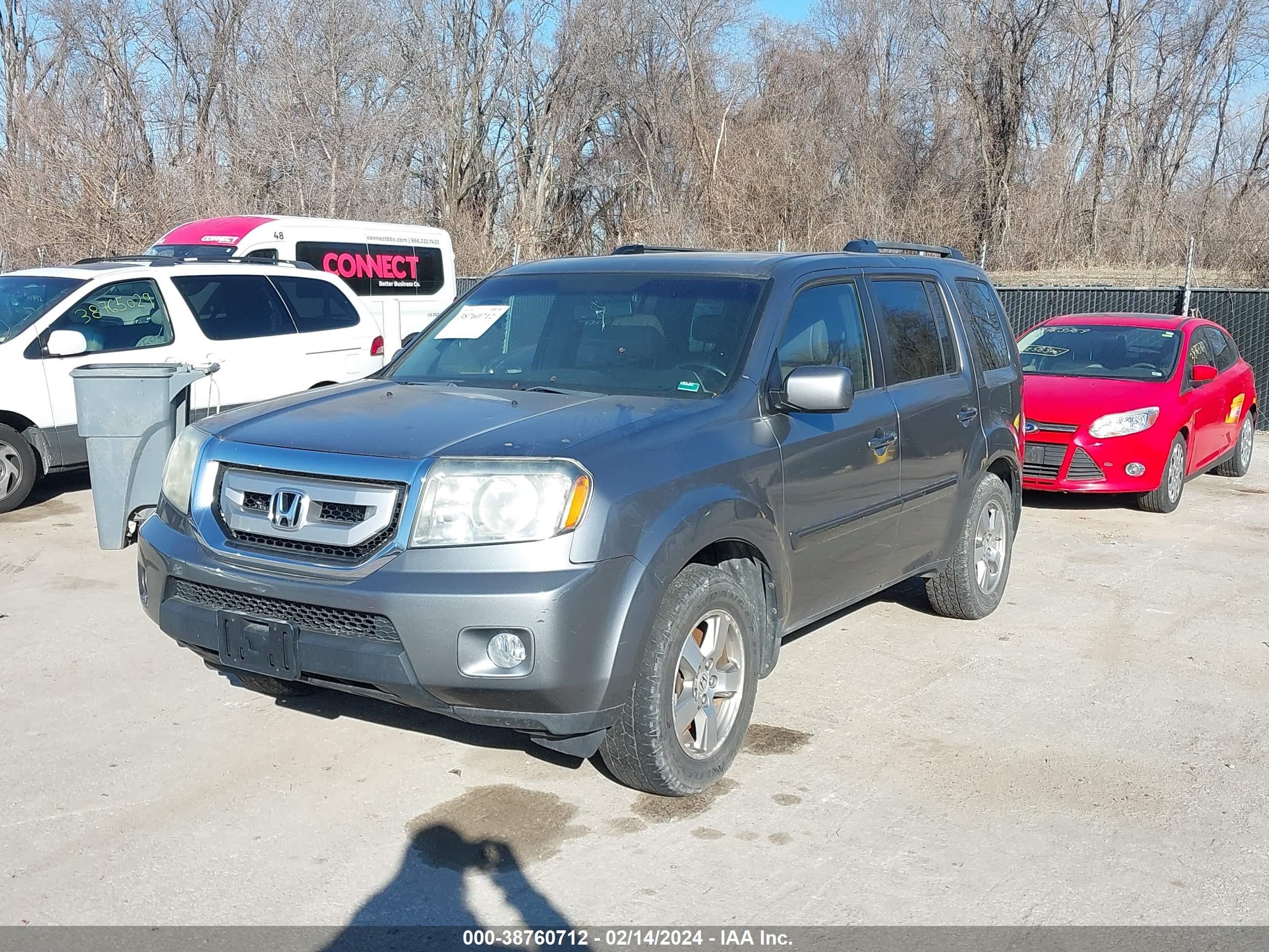 Photo 1 VIN: 5FNYF485X9B039203 - HONDA PILOT 