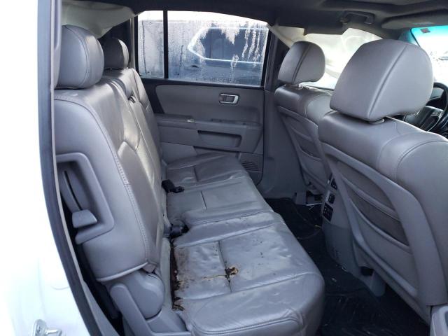 Photo 10 VIN: 5FNYF48699B009697 - HONDA PILOT 