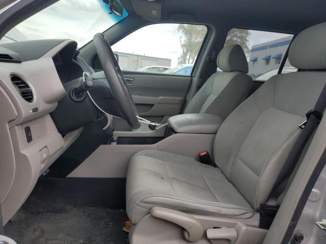 Photo 6 VIN: 5FNYF4H21AB030397 - HONDA PILOT LX 