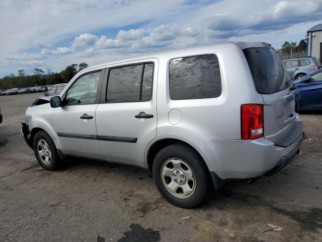 Photo 1 VIN: 5FNYF4H21BB068438 - HONDA PILOT LX 