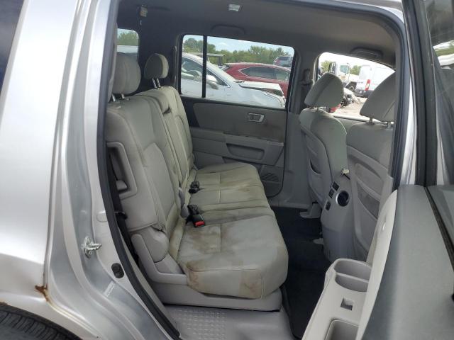 Photo 10 VIN: 5FNYF4H21BB068438 - HONDA PILOT LX 