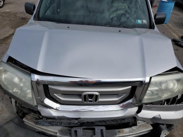 Photo 11 VIN: 5FNYF4H21BB068438 - HONDA PILOT LX 