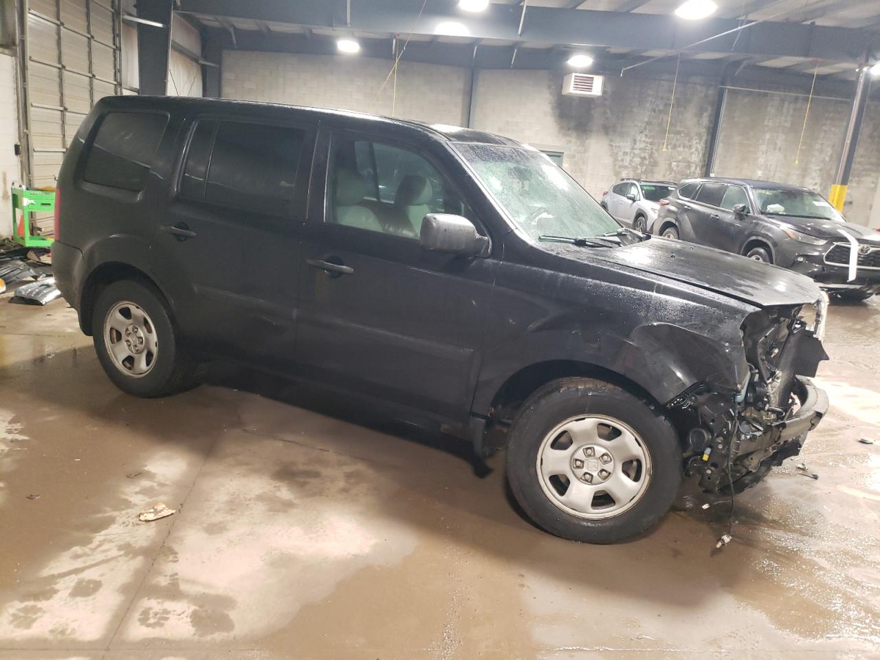 Photo 3 VIN: 5FNYF4H21EB050199 - HONDA PILOT 