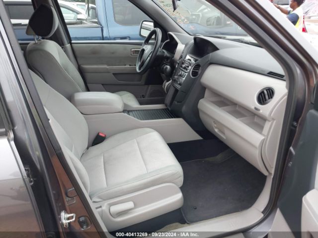 Photo 4 VIN: 5FNYF4H21FB075721 - HONDA PILOT 