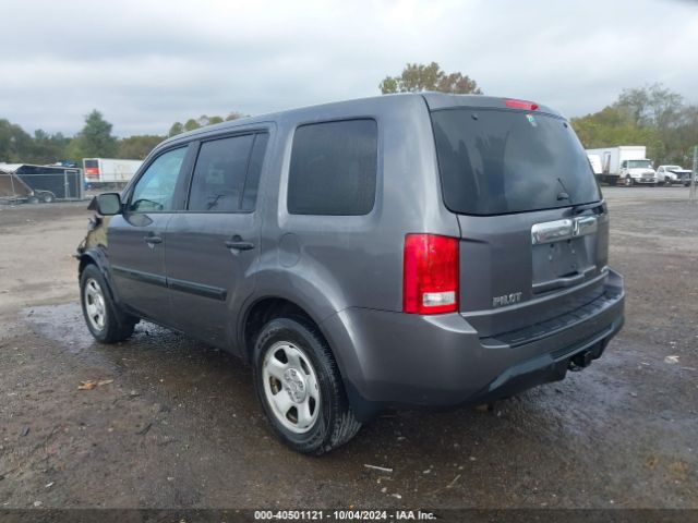 Photo 2 VIN: 5FNYF4H22FB013261 - HONDA PILOT 