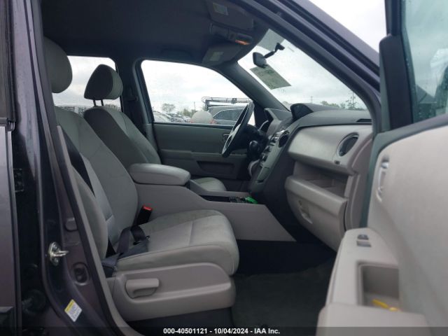 Photo 4 VIN: 5FNYF4H22FB013261 - HONDA PILOT 