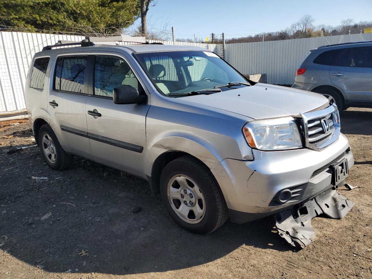 Photo 3 VIN: 5FNYF4H22FB029430 - HONDA PILOT 