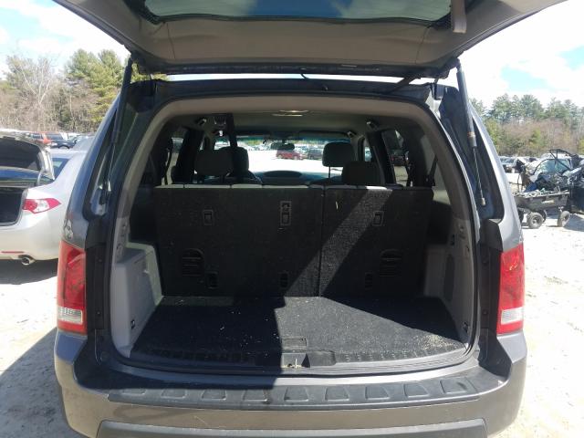 Photo 8 VIN: 5FNYF4H23BB033965 - HONDA PILOT LX 