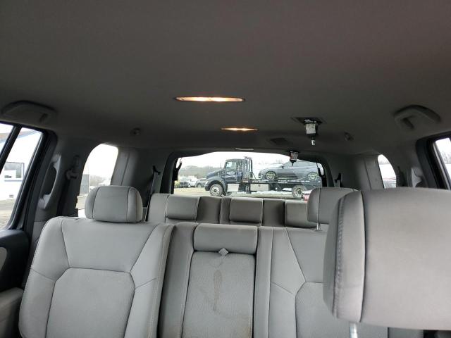 Photo 9 VIN: 5FNYF4H24BB052752 - HONDA PILOT 