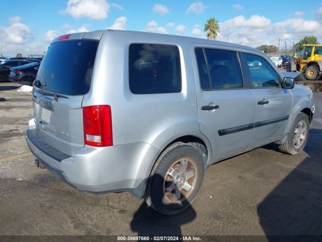 Photo 3 VIN: 5FNYF4H24BB100265 - HONDA PILOT 