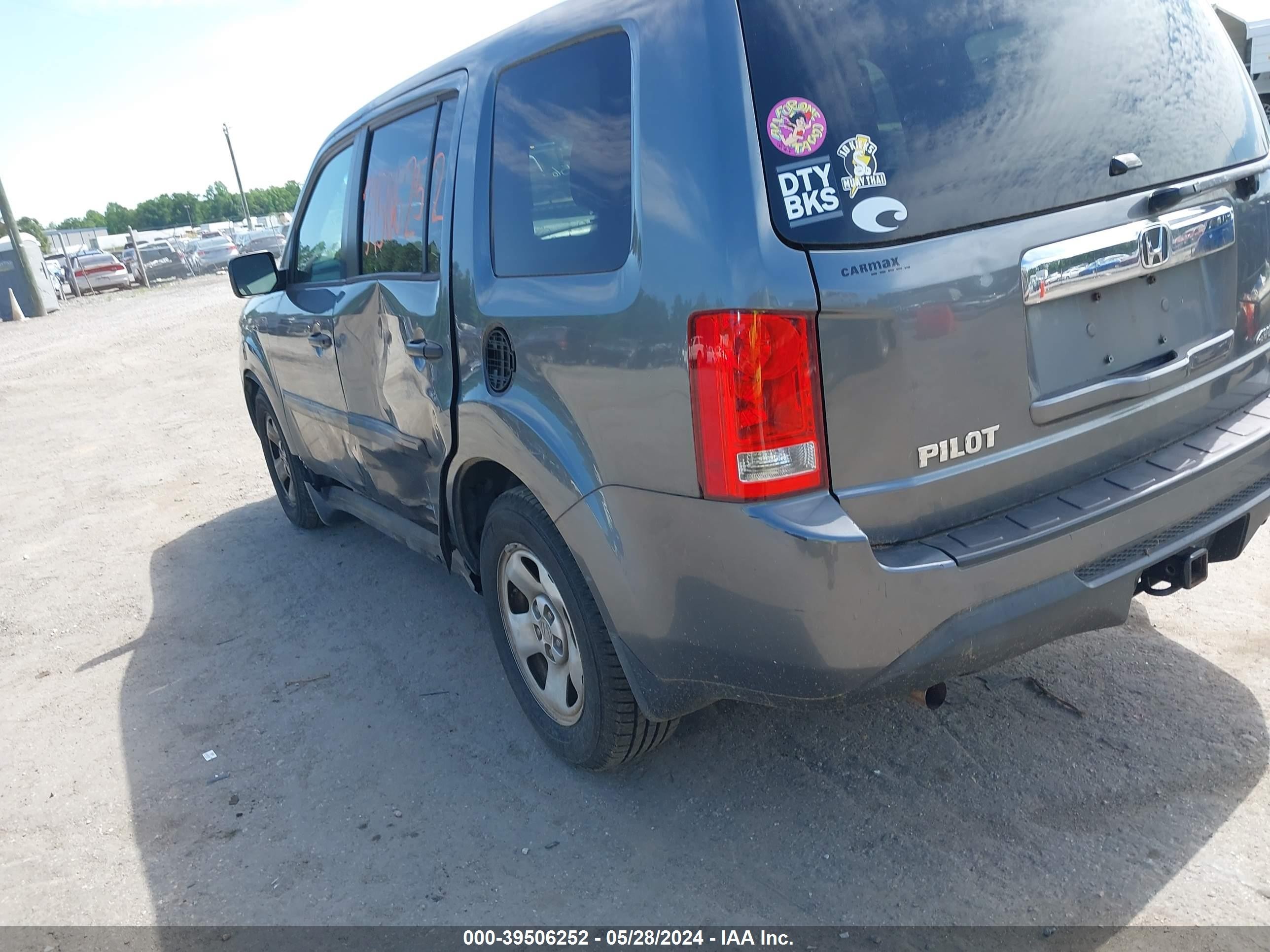 Photo 2 VIN: 5FNYF4H24DB056979 - HONDA PILOT 