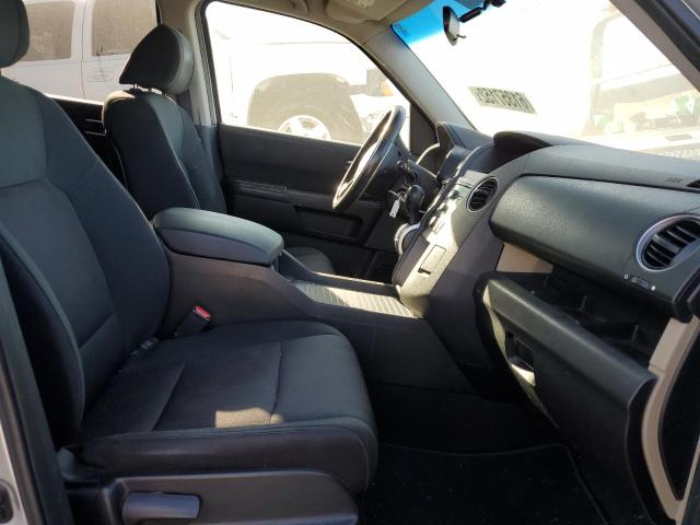 Photo 4 VIN: 5FNYF4H25AB015353 - HONDA PILOT LX 