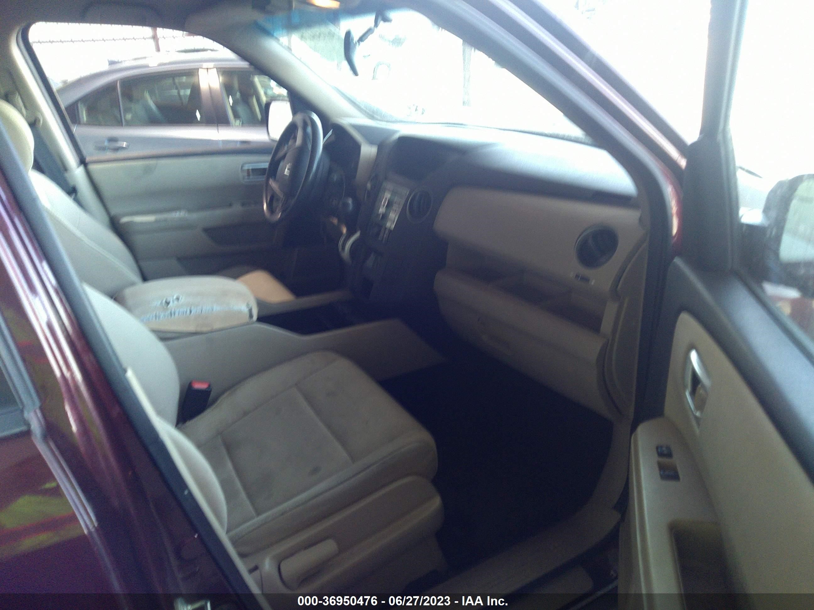 Photo 4 VIN: 5FNYF4H25BB061542 - HONDA PILOT 