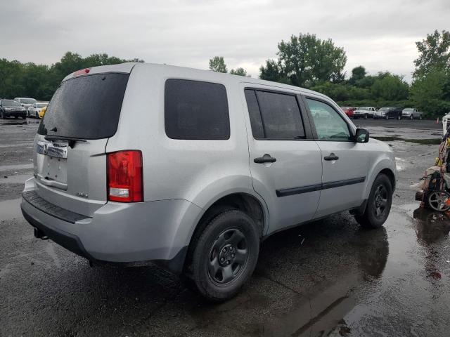 Photo 2 VIN: 5FNYF4H25BB075599 - HONDA PILOT LX 