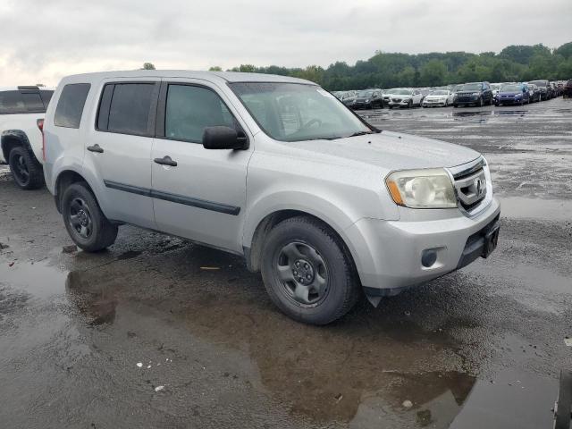 Photo 3 VIN: 5FNYF4H25BB075599 - HONDA PILOT LX 