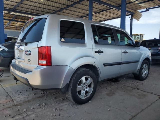 Photo 2 VIN: 5FNYF4H26BB029764 - HONDA PILOT LX 