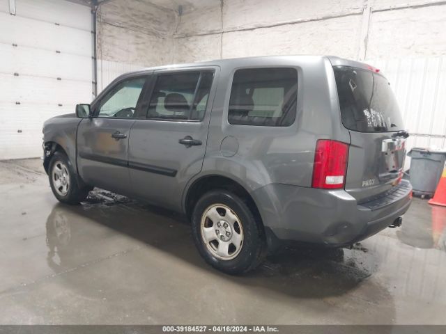 Photo 2 VIN: 5FNYF4H27BB063681 - HONDA PILOT 