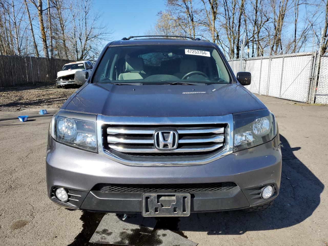 Photo 4 VIN: 5FNYF4H27FB016656 - HONDA PILOT 