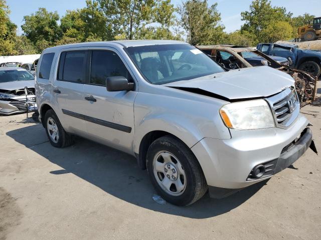 Photo 3 VIN: 5FNYF4H27FB032713 - HONDA PILOT LX 