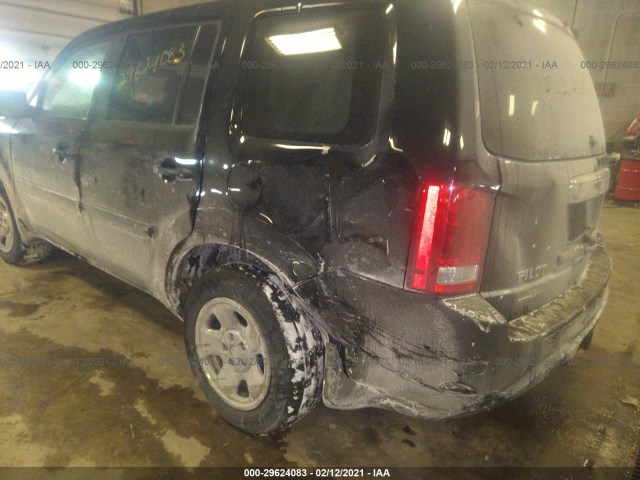 Photo 5 VIN: 5FNYF4H27FB068689 - HONDA PILOT 