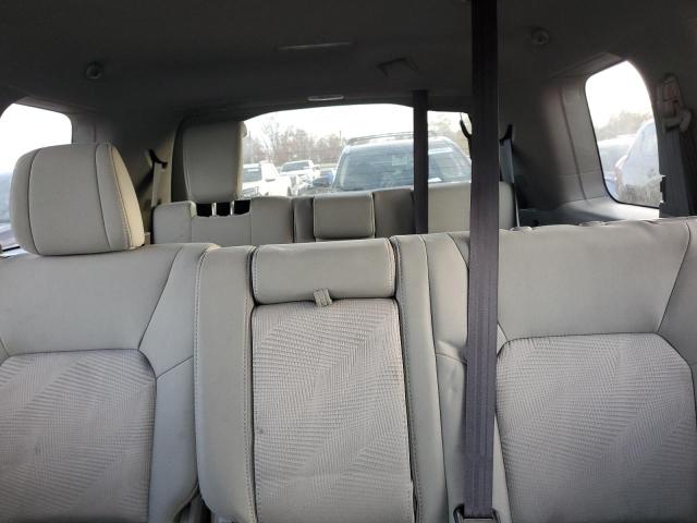 Photo 9 VIN: 5FNYF4H28FB014494 - HONDA PILOT LX 