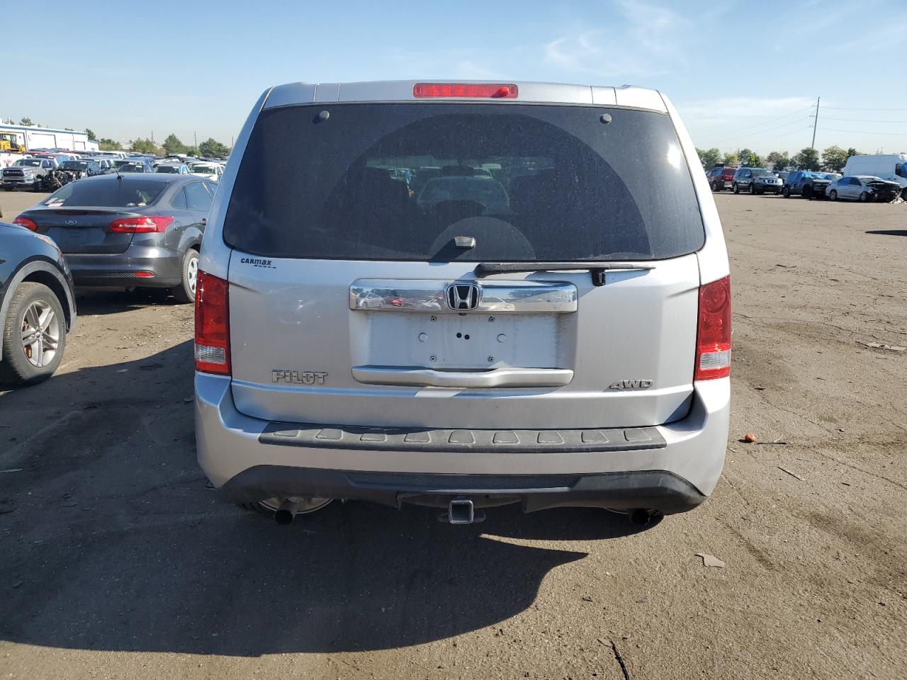 Photo 5 VIN: 5FNYF4H28FB070693 - HONDA PILOT 