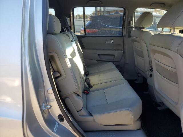 Photo 10 VIN: 5FNYF4H29BB047031 - HONDA PILOT LX 