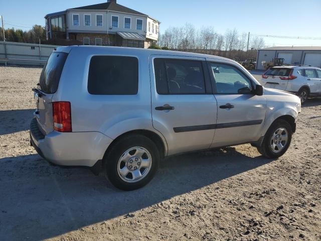 Photo 2 VIN: 5FNYF4H29BB047031 - HONDA PILOT LX 