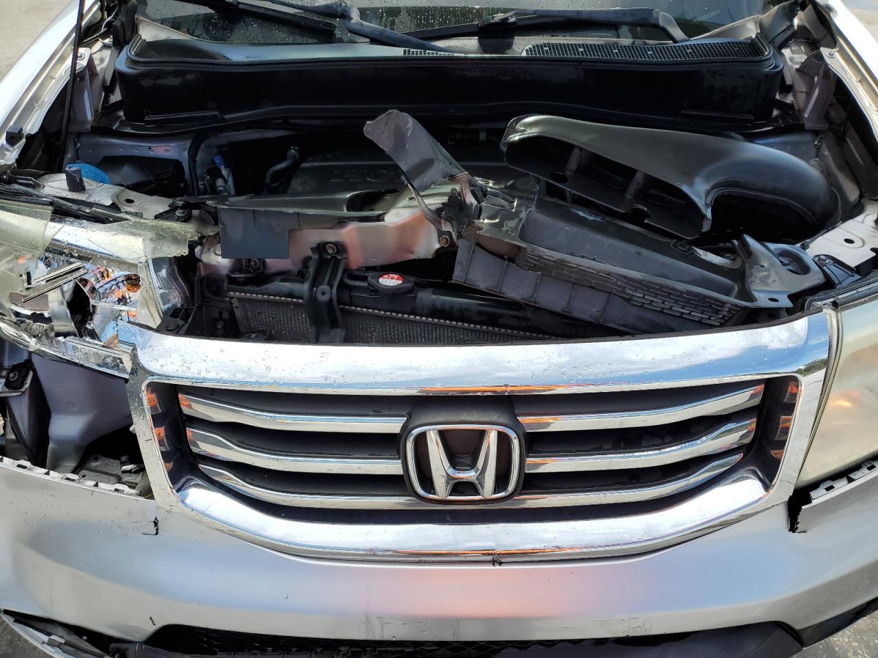 Photo 11 VIN: 5FNYF4H29DB008152 - HONDA PILOT 