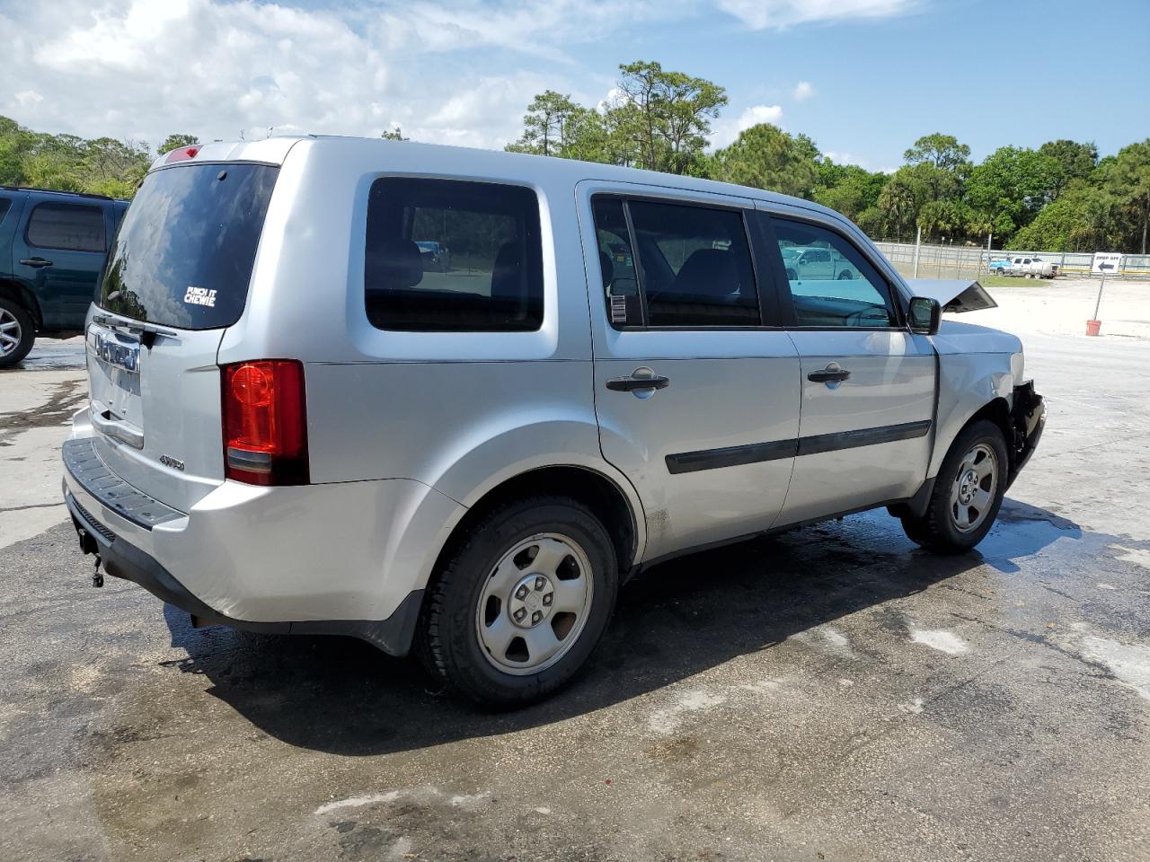 Photo 2 VIN: 5FNYF4H29DB008152 - HONDA PILOT 