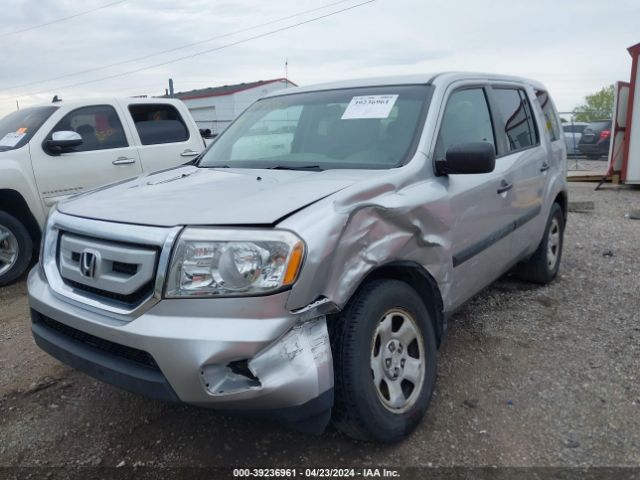 Photo 1 VIN: 5FNYF4H2XBB043358 - HONDA PILOT 