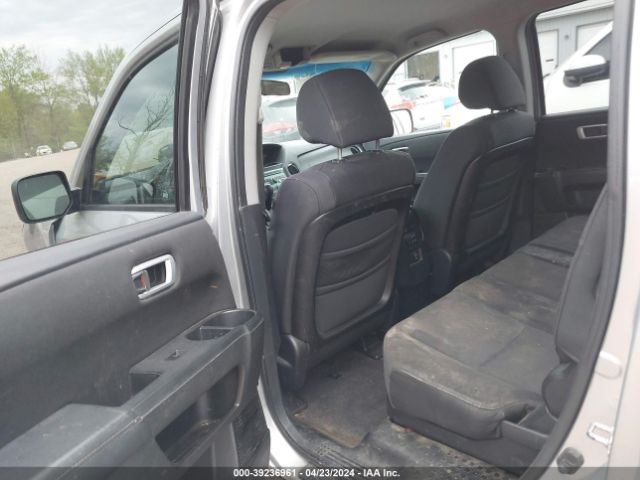 Photo 7 VIN: 5FNYF4H2XBB043358 - HONDA PILOT 