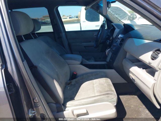 Photo 4 VIN: 5FNYF4H2XEB030565 - HONDA PILOT 