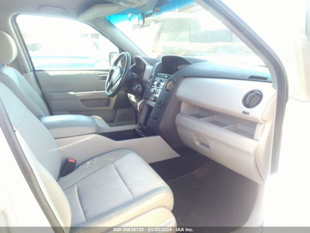 Photo 4 VIN: 5FNYF4H2XFB019860 - HONDA PILOT 